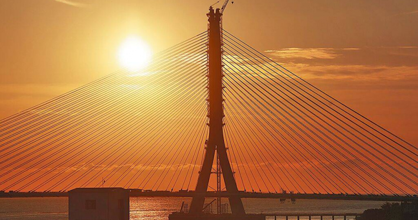 淡江大橋經過30年催生，將於9月16日合龍，正式接起淡水端與八里端。（圖／中國時報杜宜諳攝）