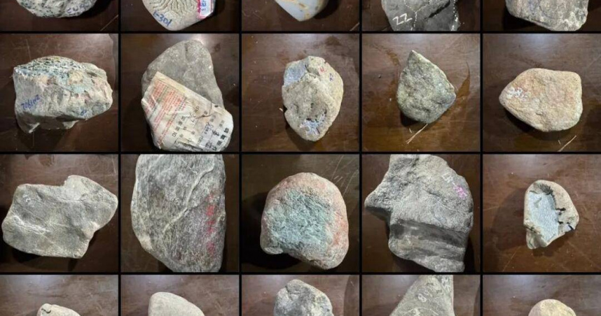 中國女子在網路直播中買翡翠原石，沒想到來的都是沒有價值的石頭。（圖／翻攝自極目新聞）