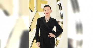 陳沖曬女兒哈佛畢業照! 遭網友翻舊事嘲諷:被棄養的孩子呢?