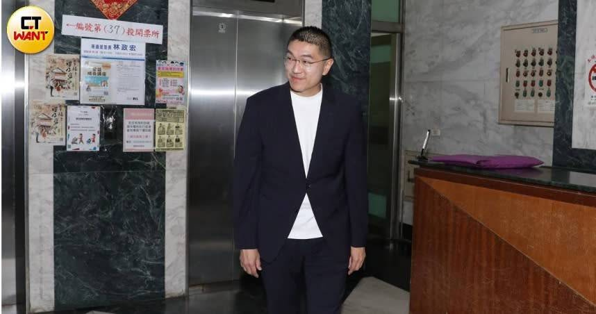 基隆市長謝國樑呼籲中央積極面對美國關稅衝擊，地方政府將迅速盤點產業風險、整合資源因應。（圖／劉耿豪攝）