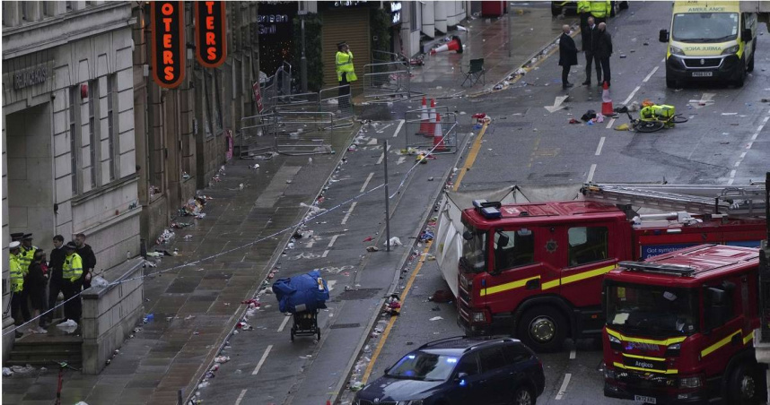 英國利物浦市於當地時間26日晚間發生重大事故。（圖／達志／美聯社）