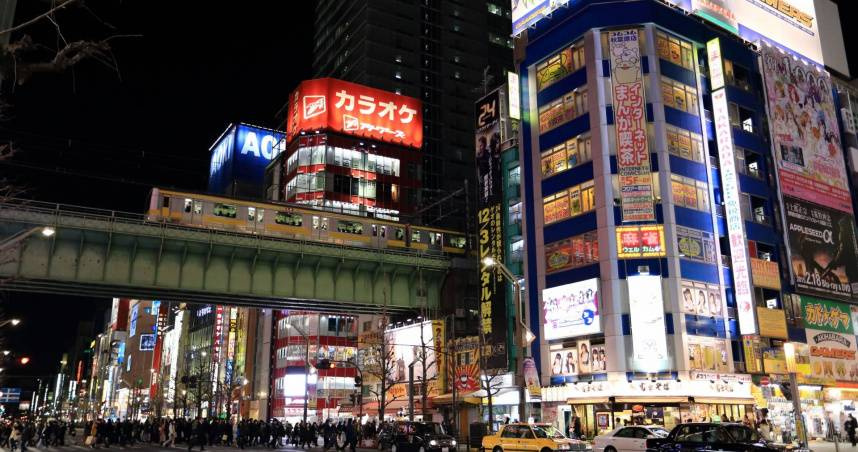 日本政府擬調漲簽證手續費，最快2026年上路。（示意圖／photoAC）