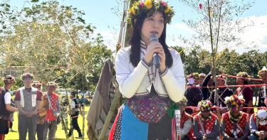 立委陳瑩協助卑南族爭回位於傳統領域內的「卑南農場」土地使用權。（圖／陳瑩辦公室提供）