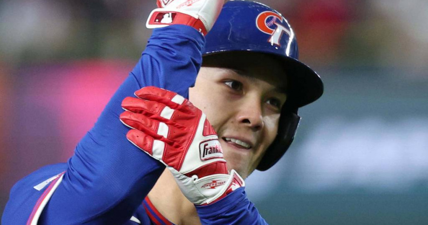 費爾柴爾德擊出滿貫全壘打，助中華隊以14比0擊敗捷克。（圖／達志／美聯社）