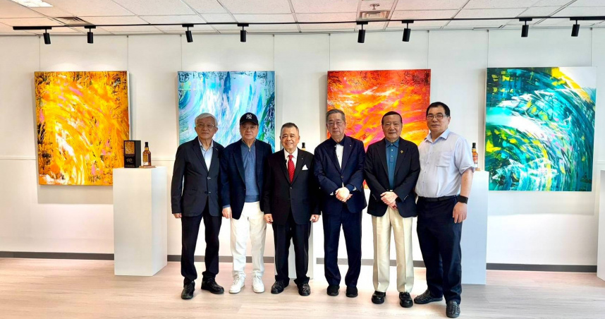 台灣抽象藝術家謝義錩，攜手清威酒藏發表會，政商名流參與，饗藝術與時間淬鍊之美。（圖片提供／清威酒藏）