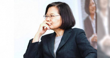 前總統蔡英文14日於東海大學演講時談及「川習會」與台灣處境表示，台灣雖沒有立即危險，但也非永久安全，面對複雜國際局勢需持續審慎應對。（圖／翻攝自蔡英文 Tsai Ing-wen臉書）
