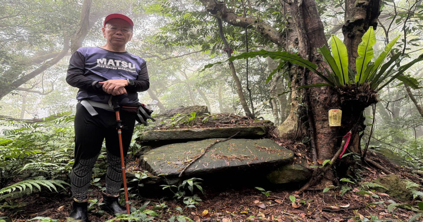 張景森針對擎天崗直播風波發聲，呼籲政府檢討景點即時影像設置，避免侵害民眾隱私。（圖／翻攝自張景森臉書）