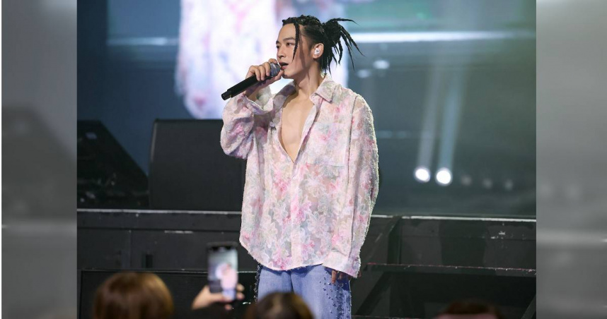 小樂吳思賢脫衣熱舞合體男神　愛犬安可現身萌翻全場