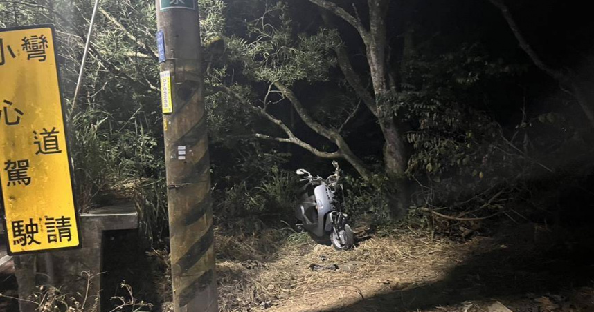 台中2女大生相約看夜景返程遇死劫　機車撞號誌桿雙雙不治