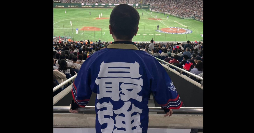 羅智強說，除了問政外，他對徒步步行的體力也很有自信「說起走路，我最強」（圖/翻攝自羅自強臉書）