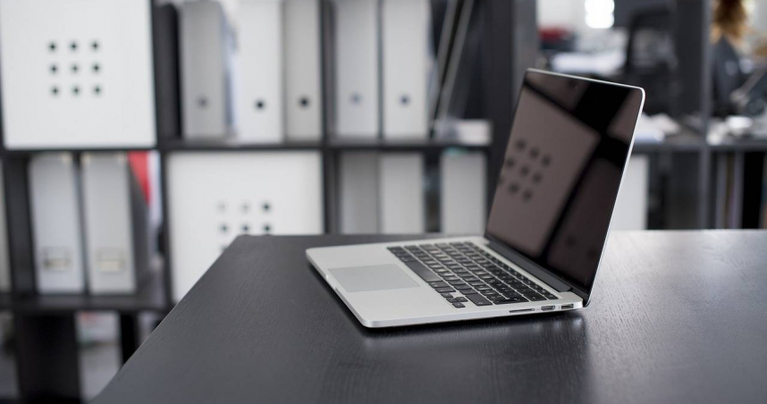 一名小主管希望公司不要一直聘用高學歷的新人。（示意圖／翻攝自pixabay）