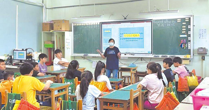 114年國中教育會考昨天截止報名，經全國試務會統計，全國18個考區及大陸考場總報名人數計17萬5247人，較去年減少1.6萬人，不僅是連續4年考生減少，更是創歷史新低。（圖／報系資料照）