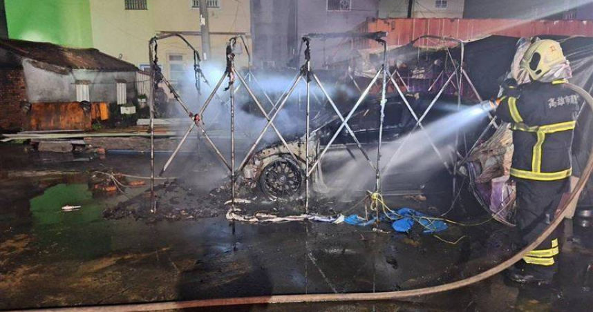 陳男縱火燒車積怨報復，自己也被燒傷。（圖／翻攝畫面）