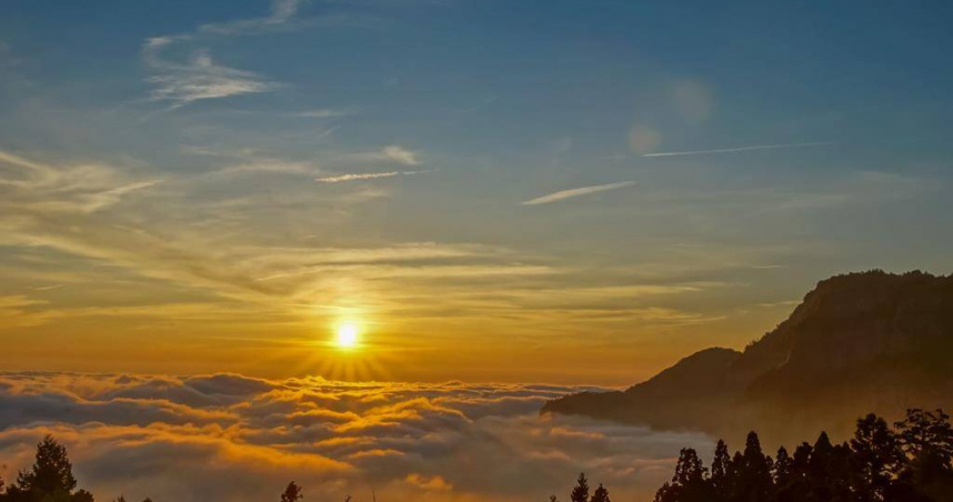 阿里山雲海夕陽，美景吸睛。（圖／阿里山賓館提供）