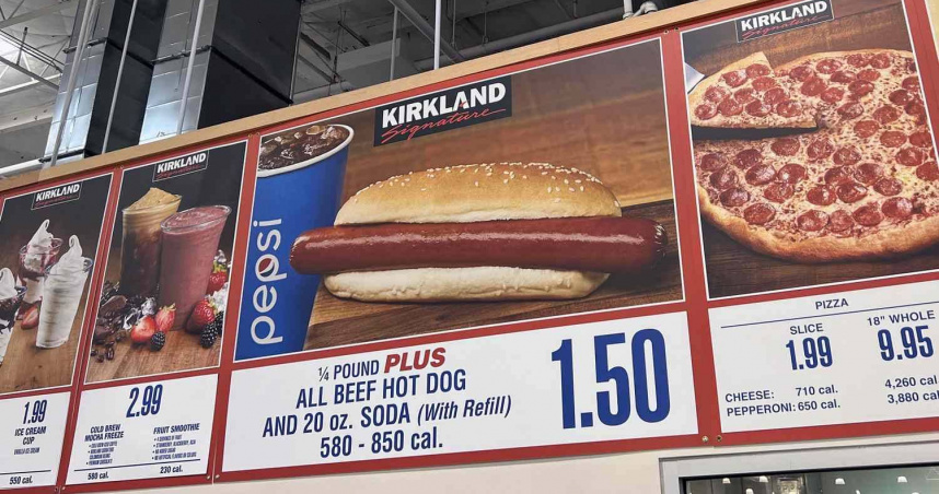 好市多熱狗加飲料組合自1985年以來售價維持1.50美元，是業界知名的凍漲商品之一。（圖／翻攝自X，@brockpierson）