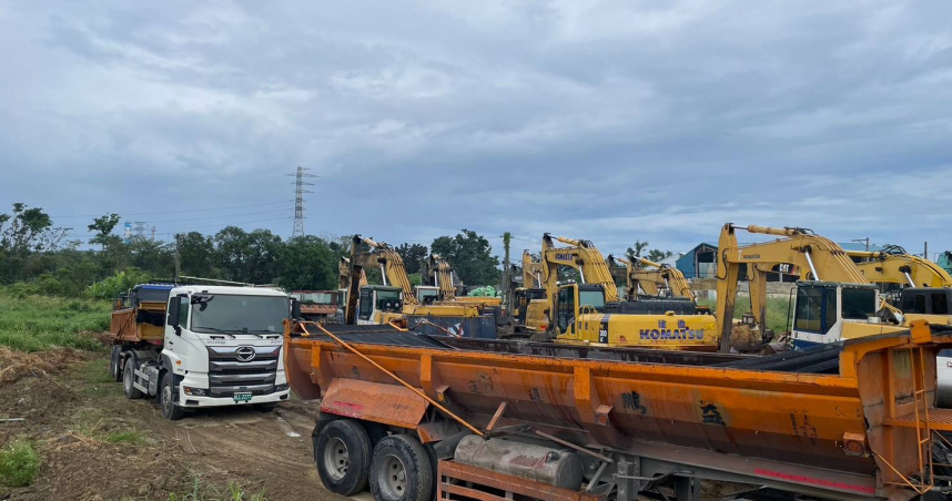 橋頭地檢署偵辦傾倒廢棄物案，驚查前高雄地檢署檢察官陳正達涉案。（圖／翻攝畫面）