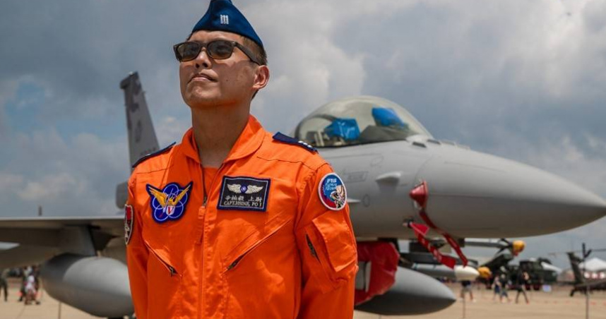 上尉辛柏毅駕駛F-16意外後如今下落不明。（圖／翻攝自IDF經國號臉書粉專）