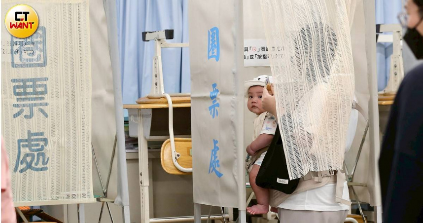 綠委主張，不在籍投票改革應正視台灣介選風險與民主歷史，主張循序漸進、先從公投選舉試辦。（圖／周志龍攝）