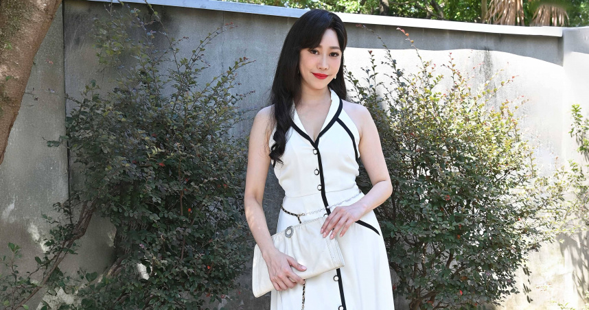 黃露瑤飾演新角色豔紅，是一名酒吧老闆娘。（圖／台視）