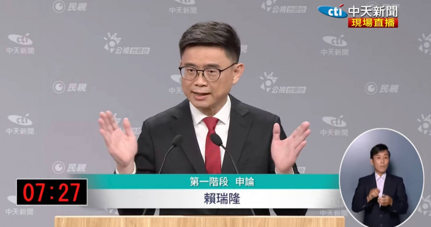 談到未來市政規劃，賴瑞隆提出三大承諾，分別是「產業第一的城市」、「南方第一門戶」及「幸福第一的城市」。（圖／截自中天新聞直播）