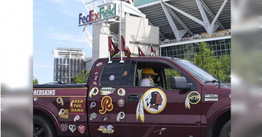 NFL爆醜聞!紅皮高層威脅:一堆人覬覦妳的工作…女員工被掐屁不敢吭聲