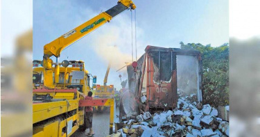 2萬件隔離衣運送途中起火焚毀 防疫中心:不致對防疫產生影響
