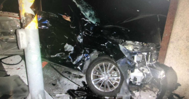 台中南屯車禍2車毀6人受傷 駕駛拒送醫酒測露餡
