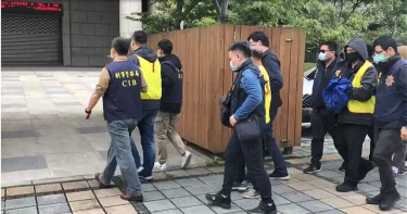「台版華爾街之狼」誆獲利數倍 1年詐逾3千萬警逮10人
