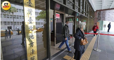 私立培諾米達幼兒園園長兒子毛畯珅涉嫌猥褻、性侵女童，台北地院定於8月16日宣判，並令毛男7月16日起延長羈押禁見2個月。（圖／方萬民攝）