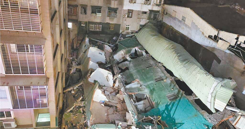 新北市三重區六張街「莘聖沐光居」建案，今年1月6日開挖地下室造成兩側鄰房傾斜後倒塌全拆除，新北地檢署發現建案施工過程疑似偷工減料或是便宜行事，上月15日帶回4人說明，複訊後以3萬至10萬不等交保。（圖／報系資料照）