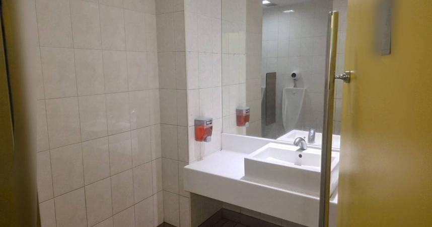 高雄楠梓區一家麥當勞傳出命案。（圖／翻攝畫面）