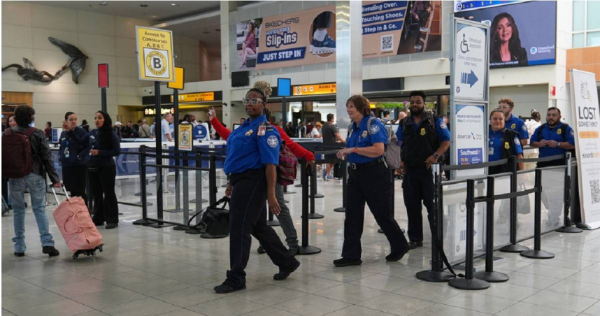 美國運輸安全管理局（TSA）員工。（圖／達志／美聯社）