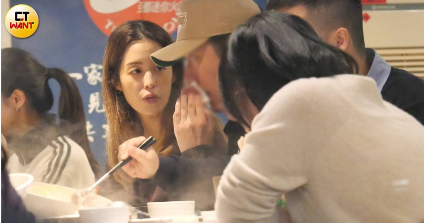 撒嬌女人最好命1／莫允雯甩開為戲瘦成紙片人體態　膨臉嘟嘴警告男友超可愛