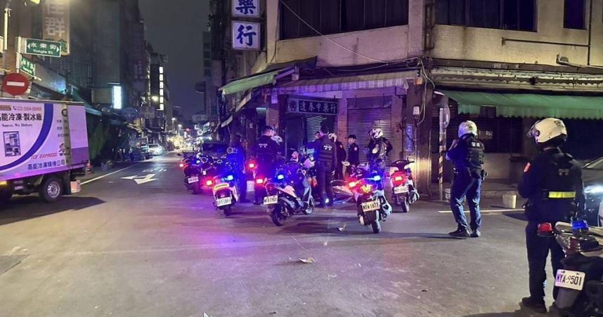 桃園騎士逆向蛇行撞警網落網，酒駕毒駕還藏毒「罪加一等」。（翻攝照片）