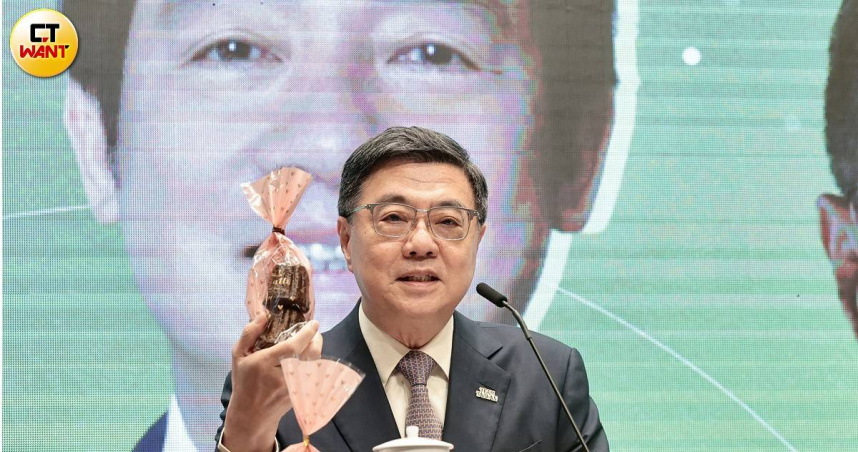 行政院長卓榮泰期許，總統彈劾案落幕後，朝野能推動和解共生。（圖／黃耀徵攝）