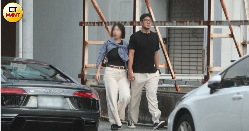 如膠似漆黏TT1／桃園雲豹莊博元賽季前戀情曝光　十指緊扣放閃高挑女友