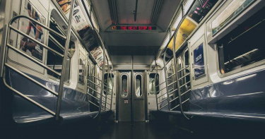 紐約市地下鐵投百萬美元進行紫外線消毒試驗