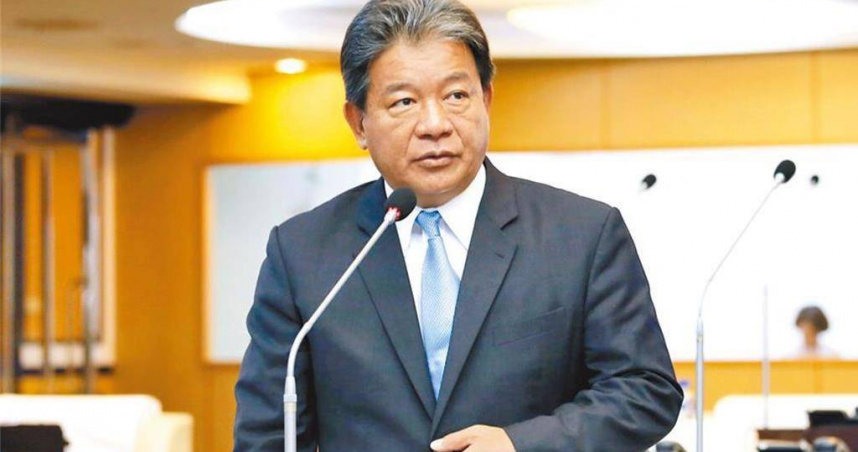 才涉土地弊案遭判13年，前台南議長郭信良疑涉綠能蟑螂遭搜索約談。（圖／中時資料庫）