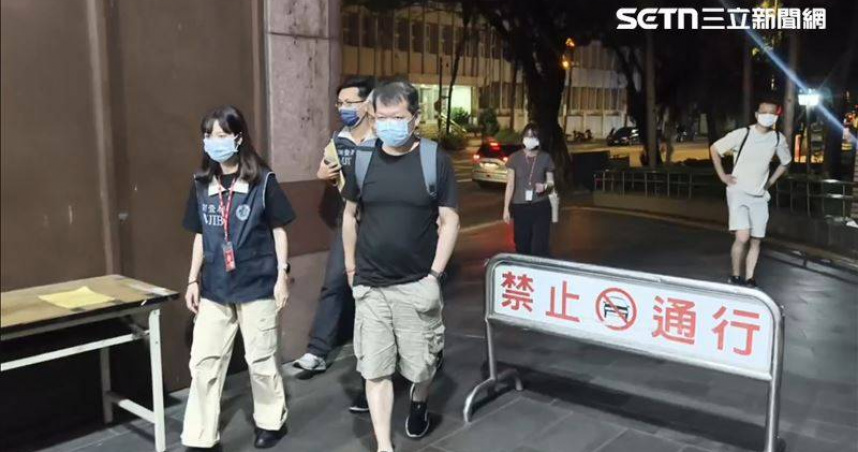 涉及此案的徐姓前董事長，曾因飼養的比特犬「Lucky」兩度跳窗攻擊路人而引發社會關注。（圖／三立新聞網提供）