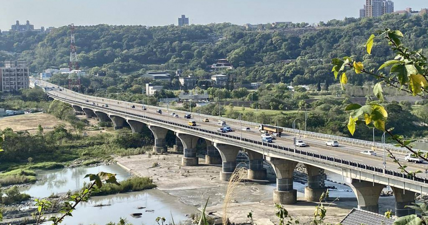 公路局公布光復連假省道17處易壅塞路段及時段。（圖／公路局提供）