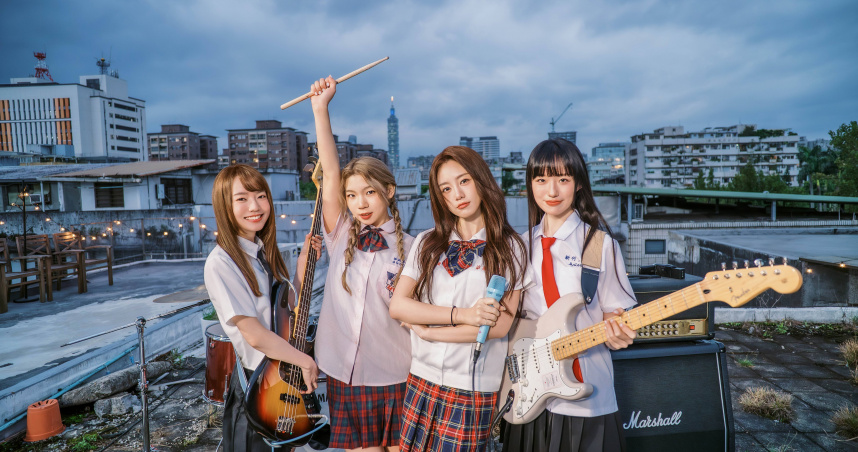 啦啦隊女神若潼宣布新身分  壓力大到像「全身被看光光」