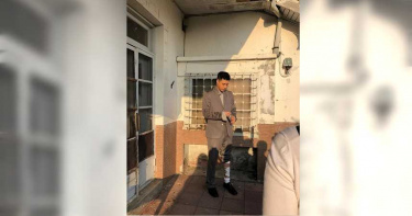 周湯豪疫情之下逆勢復工 下一秒小腿掛彩GG了
