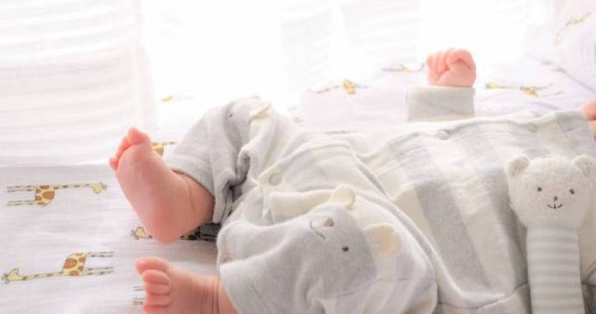 內政部表示，為打造婚育友善環境，今年針對婚育族群的租金補貼申請門檻更加寬鬆。（示意圖／翻攝自photoAC）