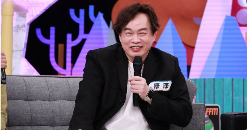 康康分享在PUB演出時曾發生的趣事。（圖／中天電視提供）