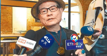 盼老闆們給時間機會 許效舜曝澎哥往好方向發展