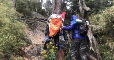 百岳「十峻」品田山傳山難! 57歲男登山客墜深谷無生命跡象