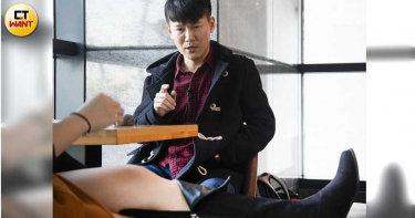 【就愛那兩隻1】狂拍女腿稱藝術 名婚攝被控癡漢