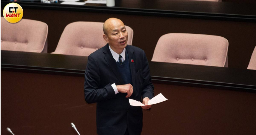 藍白聯手再度封殺政院提出的選罷法修正案覆議案，圖為立院院長韓國瑜投票（圖／黃威彬攝）