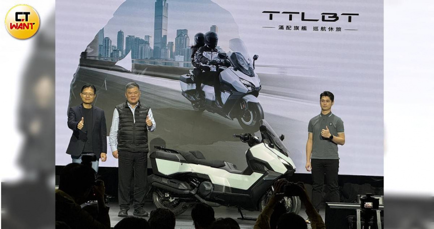 三陽SYM近日發表靈獸車系壓軸車款TTLBT「靈龜」，導入Apple Carplay車載系統，為大型重型速克達首創。（圖／劉芯衣攝）