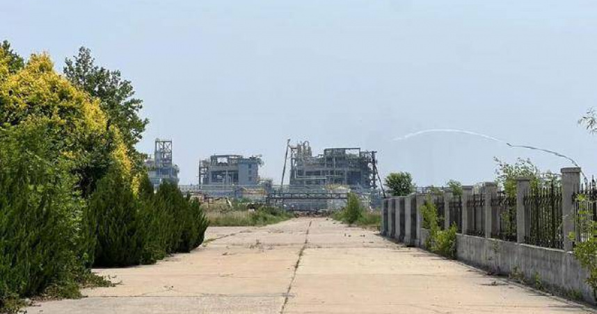 爆炸後的化工廠。（圖／翻攝自微博）